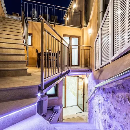 Horta 55 פוינסה